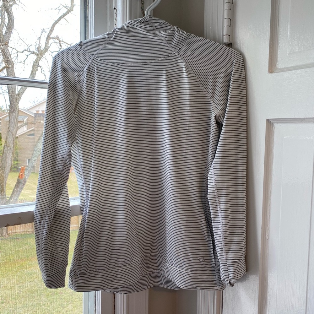 GAP Fit hooded pullover